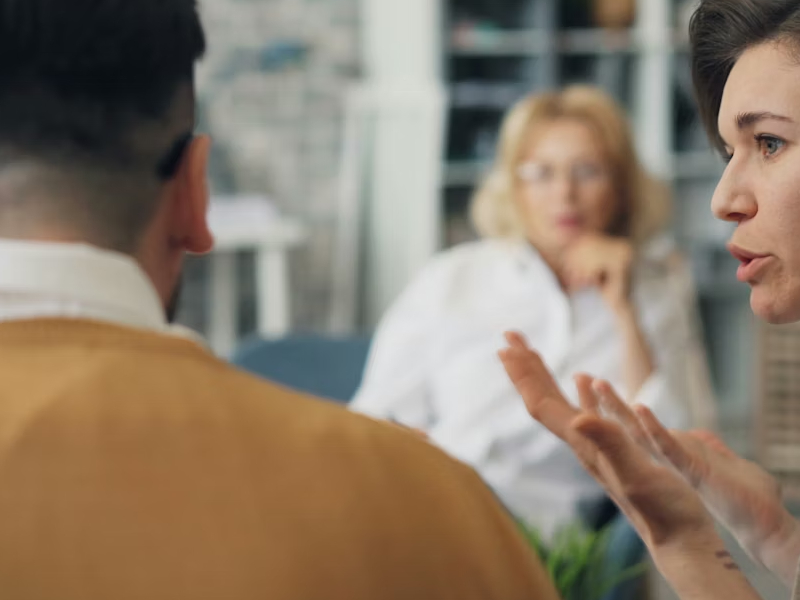 Habilidades Sociales de Comunicación y Resolución Conflictos